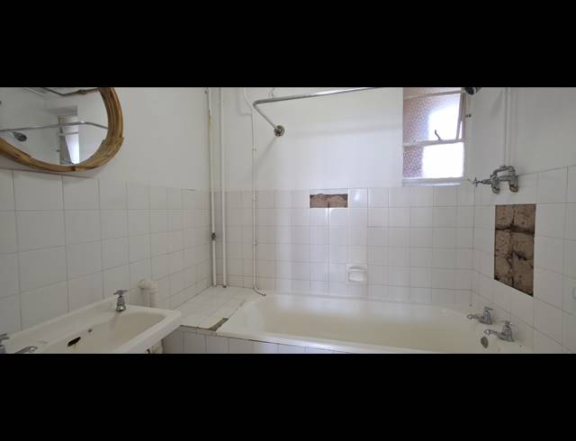 1.5 BEDROOM APARTMENT TO LET IN GLENWOOD